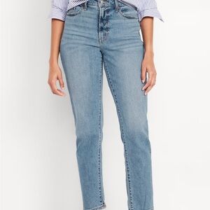 Straight Leg High Rise Jeans